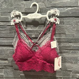 Jessica Simpson Bra Set